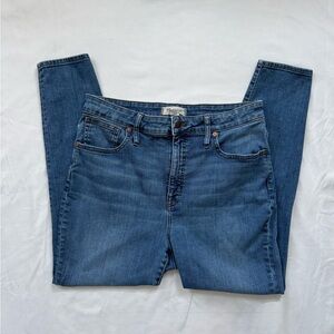 Madewell Curvy High-Rise Skinny Crop Jeans – Size 32